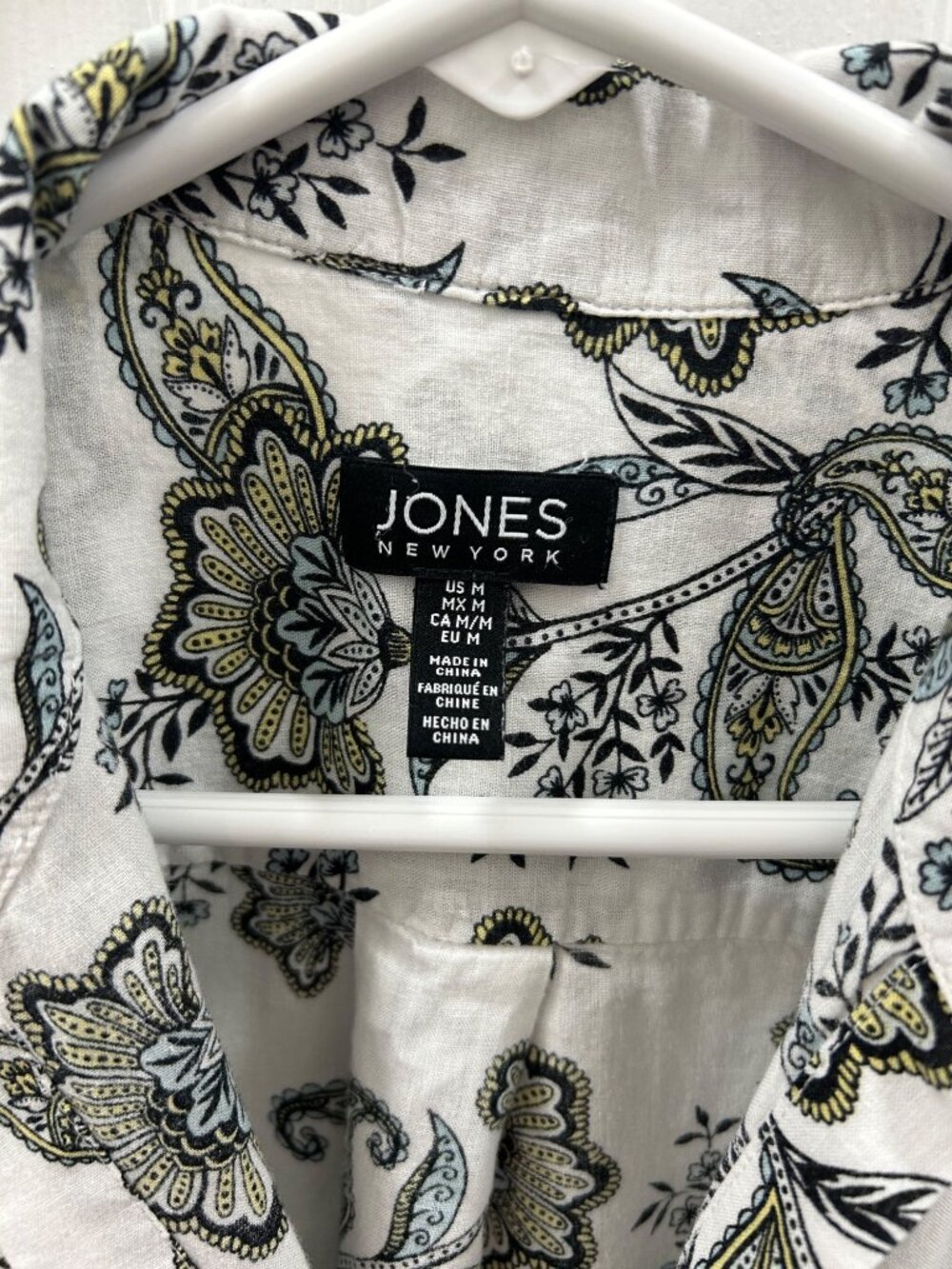 Jones New York Blue & Black Paisley Floral Long Sleeve Button Up Shirt Blouse - - Picture 3 of 4